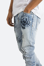 Load image into Gallery viewer, FALSE