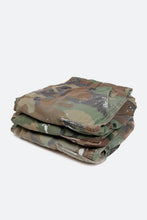 Load image into Gallery viewer, Vintage Splatter Cargo Shorts - Camo
